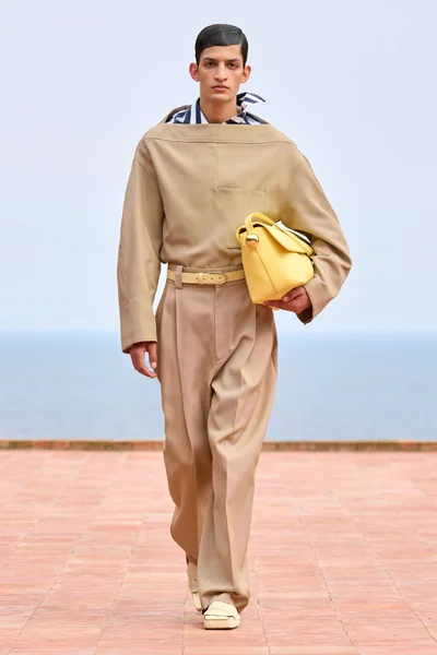 Look 26